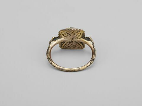 Bague en or émaillé avec pierre verte (émeraude ?), image 2/2