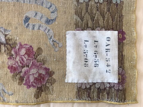 Tapis velours rectangulaire à rosace centrale, image 3/11