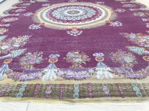 Tapis velours rectangulaire à rosace centrale, image 4/11