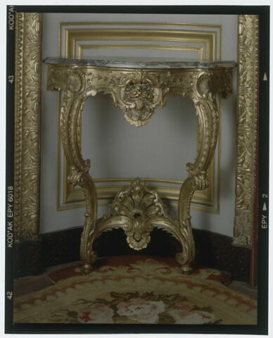 Console cintrée de style Louis XV, image 4/4