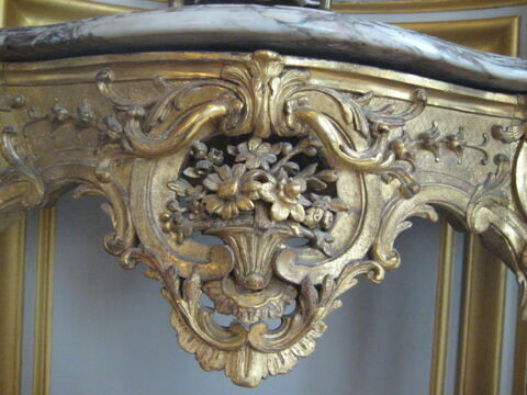 Console cintrée de style Louis XV, image 2/4