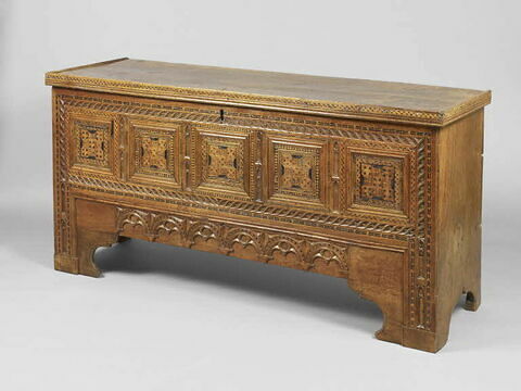 Coffre à décor de marqueterie, image 4/15