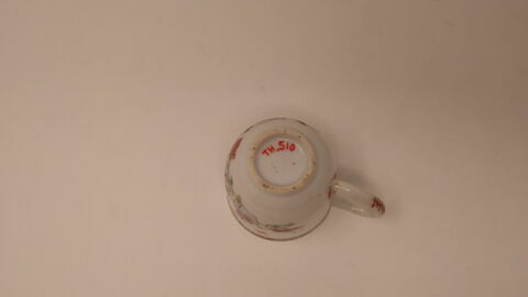 Tasse haute à anse, d'un ensemble de trois (TH 508 à 510), image 8/11