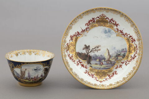 Tasse à thé et soucoupe, d'un service (OA 8074-8090), image 3/5