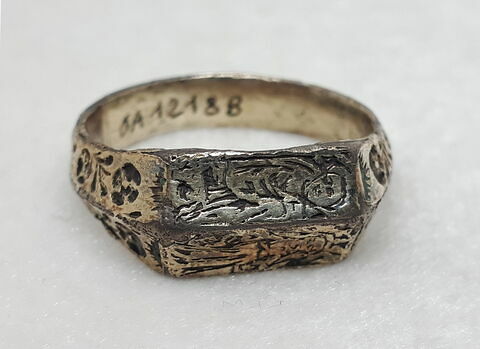 Bague, image 2/8