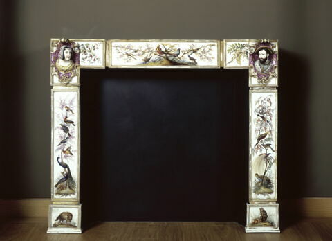 Cheminée ornée des portraits de François Ier et d'Eléonore d'Autriche
