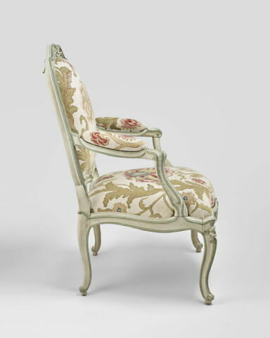 Fauteuil à la Reine du salon de Pékin du château d'Abondant, image 3/8