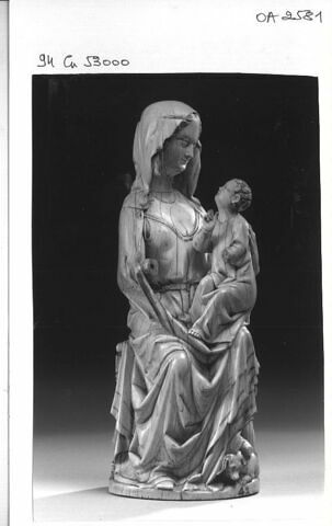 Groupe : Vierge à l'Enfant trônant