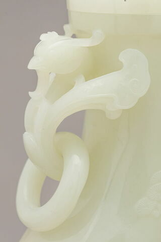 Vase bouteille à décor de phénix, image 3/10