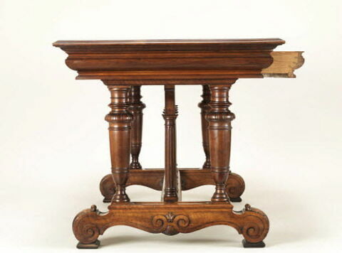 Table à quatre pieds, image 6/9