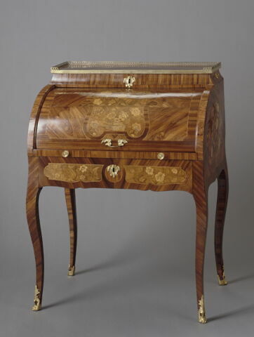 Petit bureau à cylindre rigide