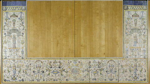 Marche d'autel de la chapelle du château de la Bâtie d'Urfé (Loire), image 2/13