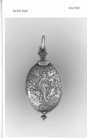 Montre ovale, image 8/12