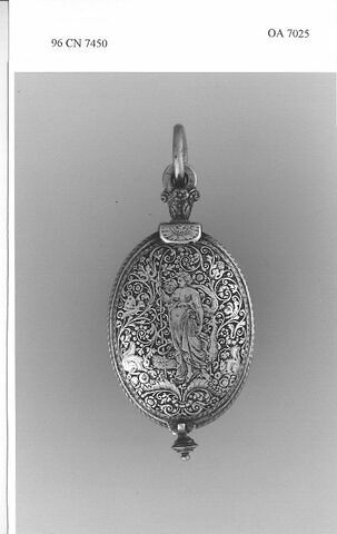 Montre ovale, image 11/12