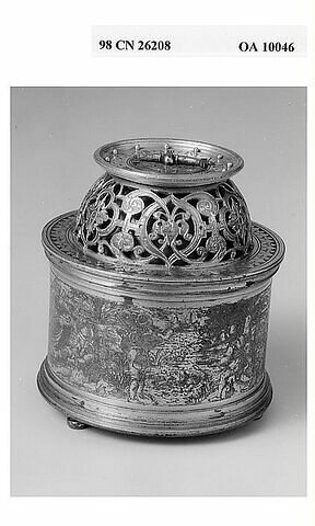 Horloge de table cylindrique surmontée d'un dôme, image 5/6