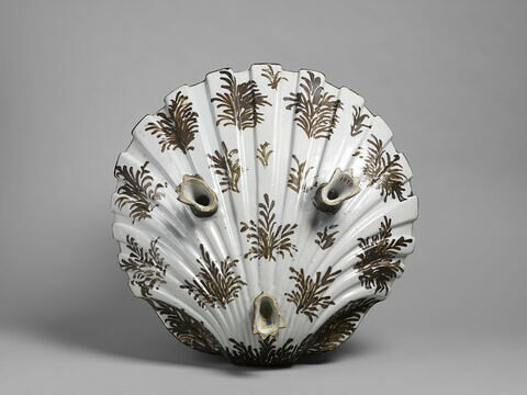 Bassin en forme de coquille polychrome : Neptune, image 3/6