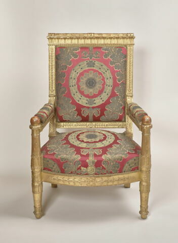 Fauteuil de représentation du Salon de la Paix, image 2/4