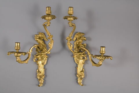 Bras à deux lumières, d'une paire (avec OA 12377 1)