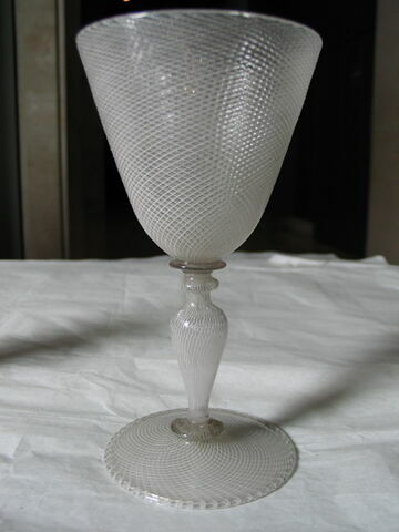 Verre à jambe, image 3/5