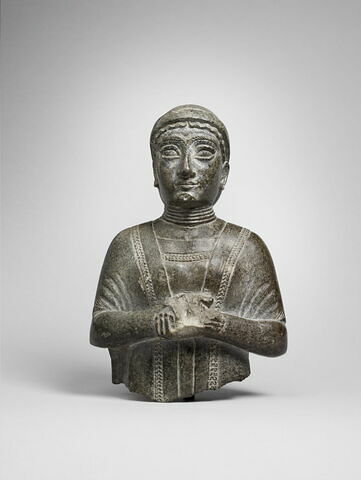 Femme à l'écharpe, image 2/10