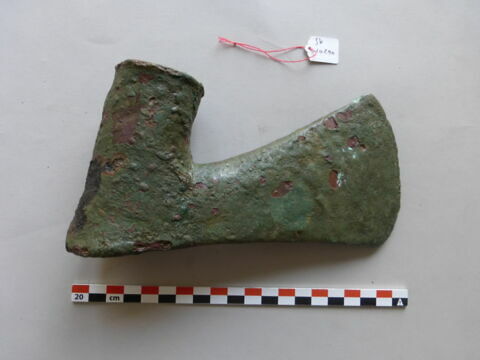 hache, image 2/2