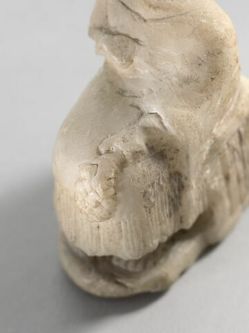 statue, image 12/14
