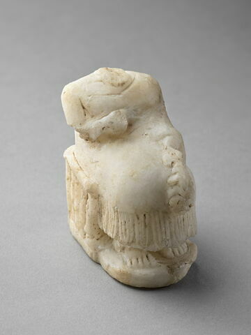 statue, image 7/14