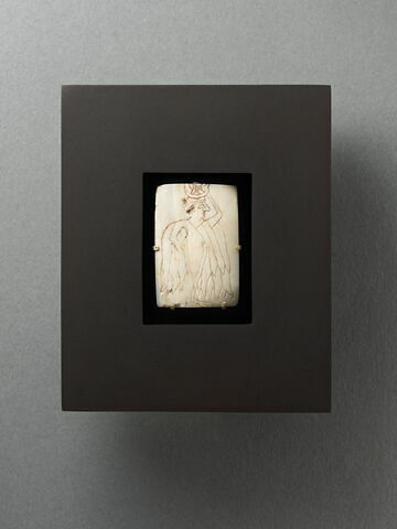 incrustation de meuble, image 2/6