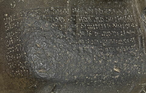 statue, image 7/8
