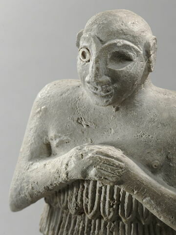 statue, image 6/15
