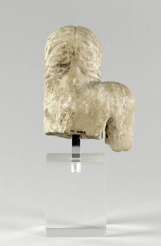statue, image 3/4