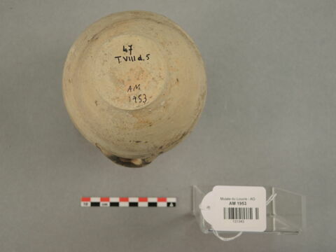 vase, image 2/3