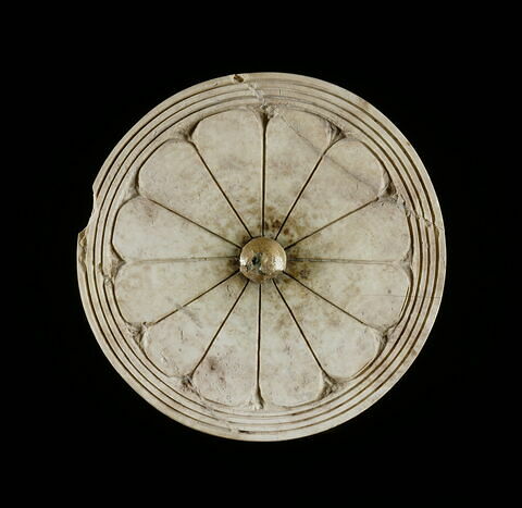 disque ; couvercle de vase  ; incrustation de meuble, image 3/3