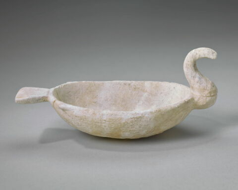 vase ; toilette ; boîte à fard, image 2/3