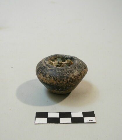 pied de meuble, image 2/3