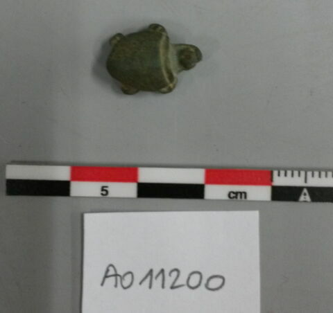 perle ; amulette, image 2/2