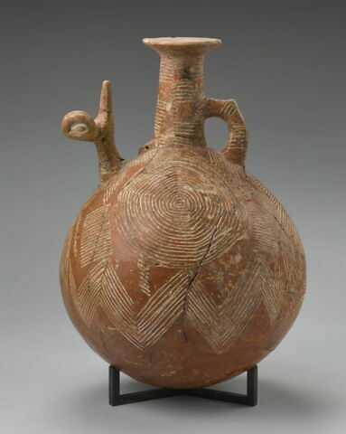 vase, image 3/10