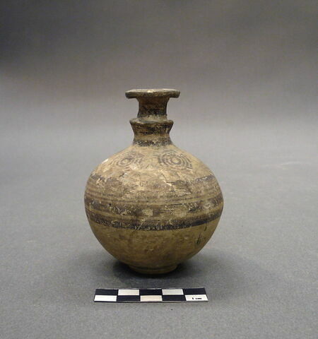 vase, image 4/4