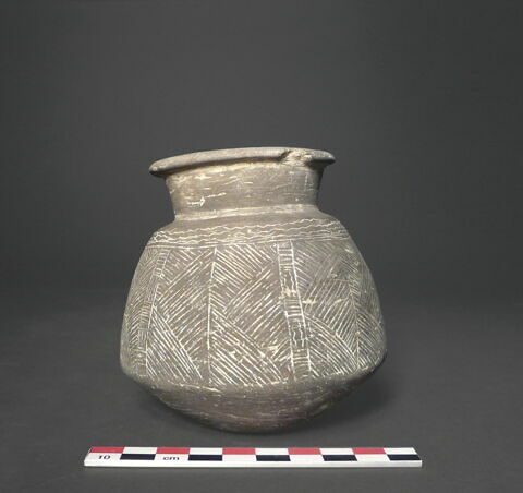 vase
