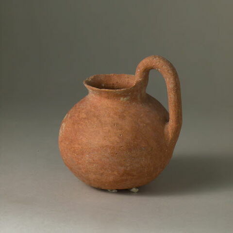 vase, image 2/2