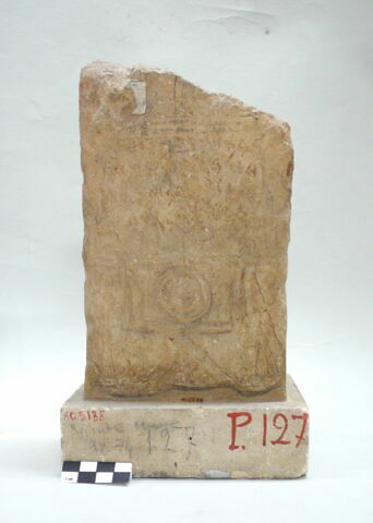 stèle  ; ex-voto, image 2/3
