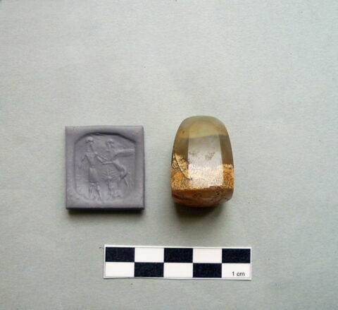 cachet, image 2/2