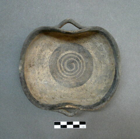 vase, image 3/4