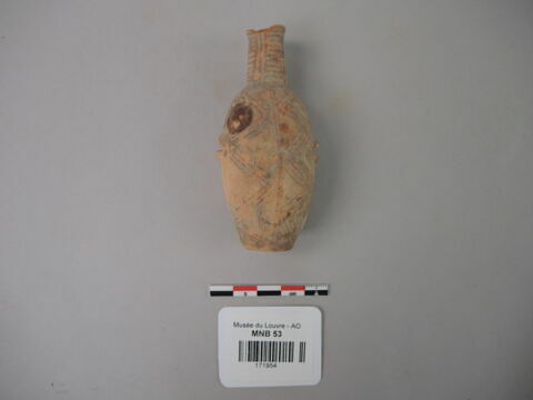 vase, image 2/4