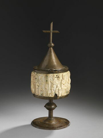 Pyxide de Lavoûte-Chilhac, d'une paire : Massacre des Innocents ; Fuite d'Elisabeth, image 1/8