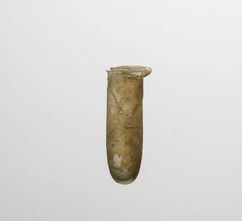 flacon tubulaire ; plusieurs fragments recollés