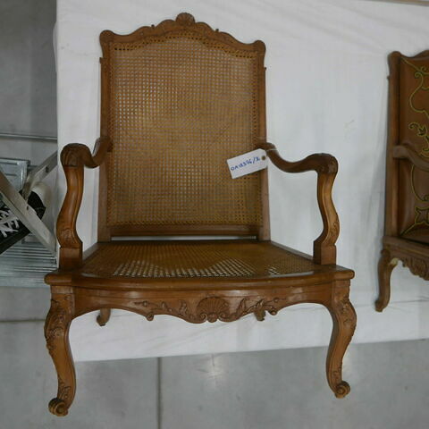 Fauteuil d'un ensemble de quatre (OA 12376 1-4), image 2/2