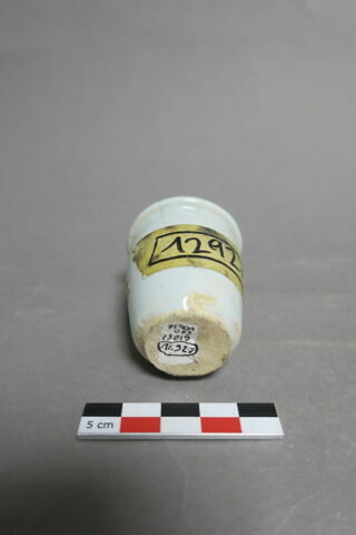 pot à onguent, image 3/3