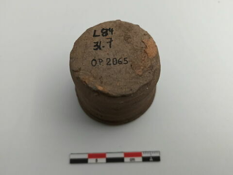 pot, image 3/7