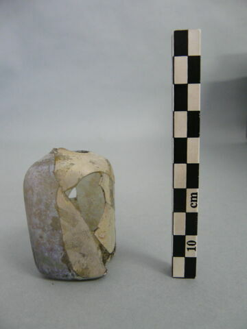 flacon carré, fragment, image 3/3